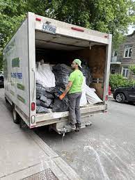 Best Carpet Removal and Disposal  in Riverview, MI